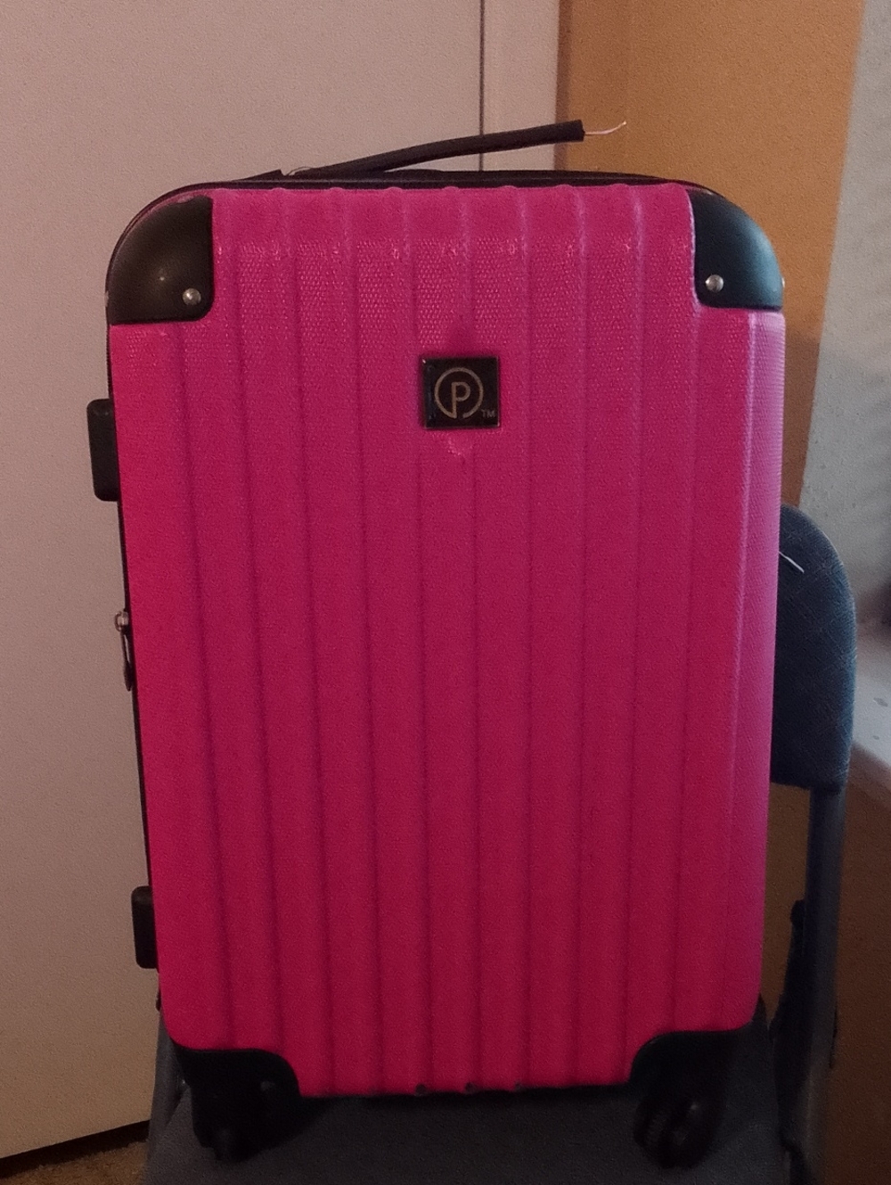 Pink Travel Spinner Luggage - P Brand